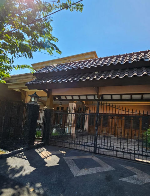 Dijual Rumah Margorejo